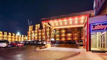 Comfort Inn Fallsview Niagara Şelalesi Kanada