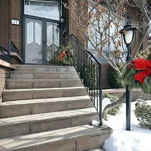 A Stunning Style , Toronto Canada